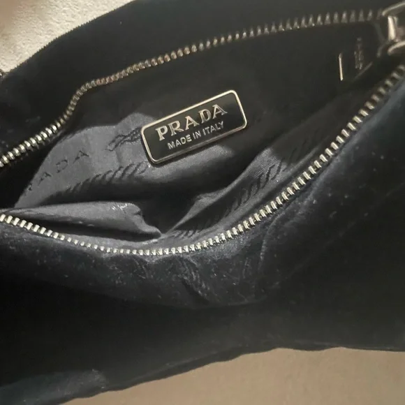 Prada wallet/clutch. - Picture 3 of 6